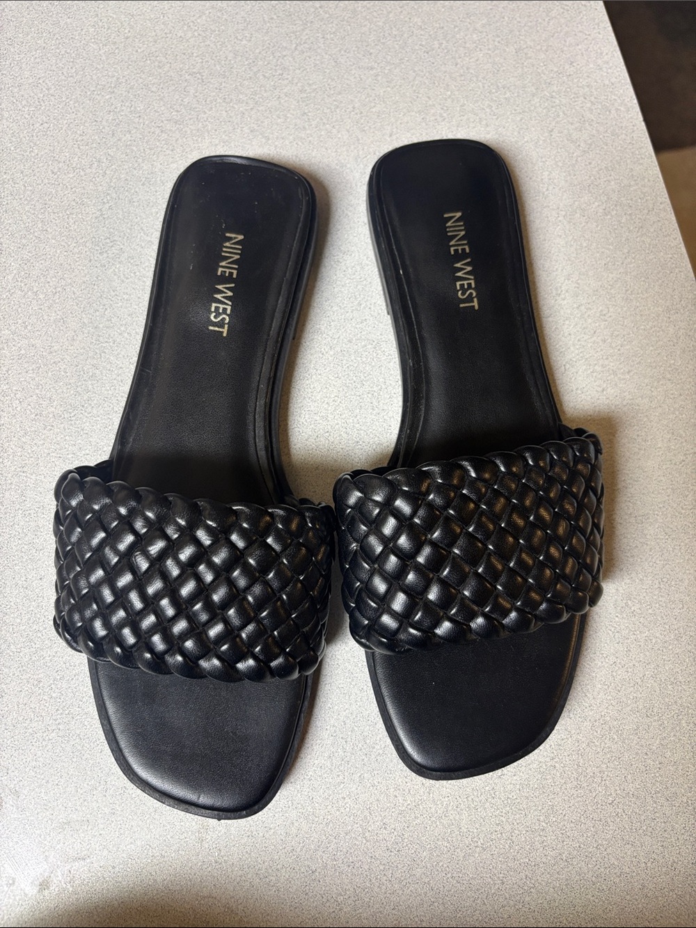 NEW WOMENS Nine West Ohio Black Woven Slide Sandal size 9M